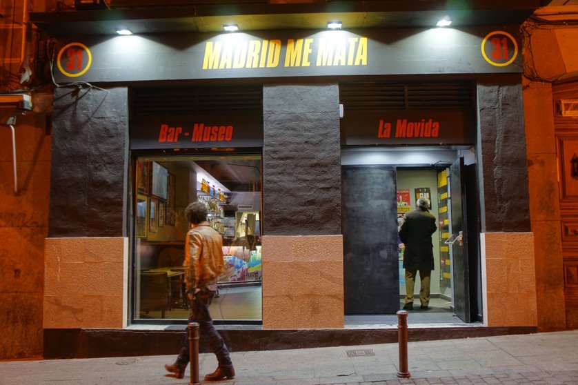 Entrada del bar-museo de la Movida Madrileña llamado &#34;Madrid me mata&#34;. Foto: Rosa G.