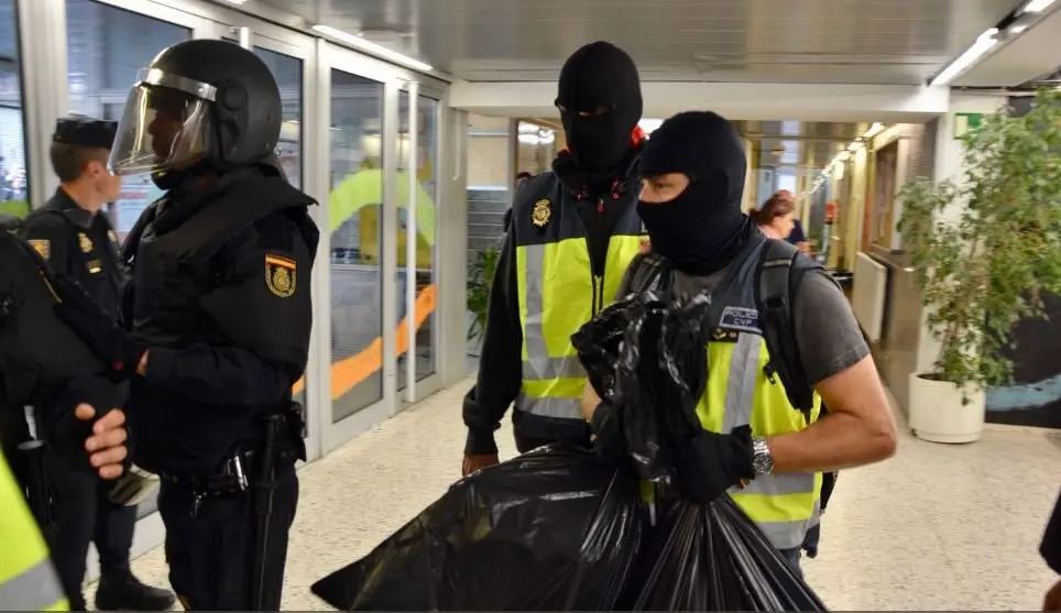 policia_interviene_papepetas_FotoPolicia2