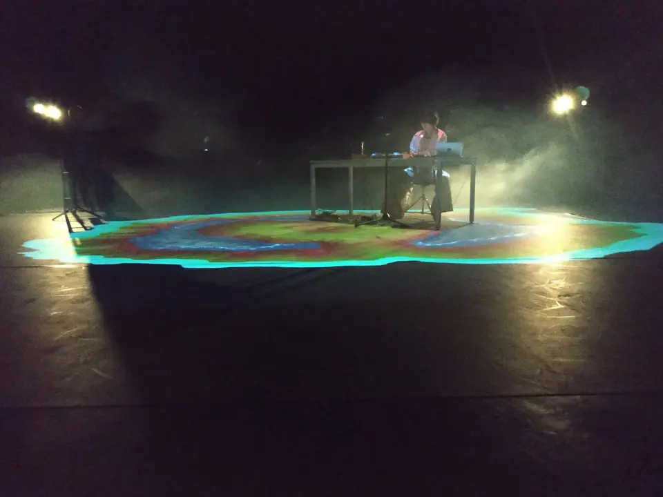 Regina de Miguel. Performance V.IT.R.I.O.L.