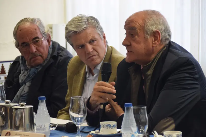 Eduardo Miura, Juan Antonio Ruiz "Espartaco" y Ramón Valencia en el Colegio Mayor San Juan Bosco | Fuente: Miguel Guerrero / Colegio Mayor San Juan Bosco 