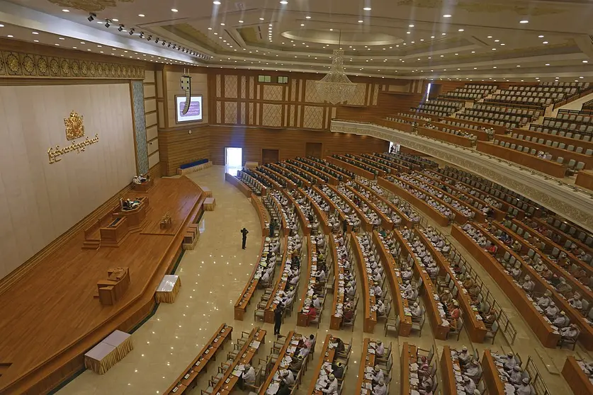 Wikipedia: La Asamblea de la Unión (Pyidaungsu Hluttaw)
Htoo Tay Zar