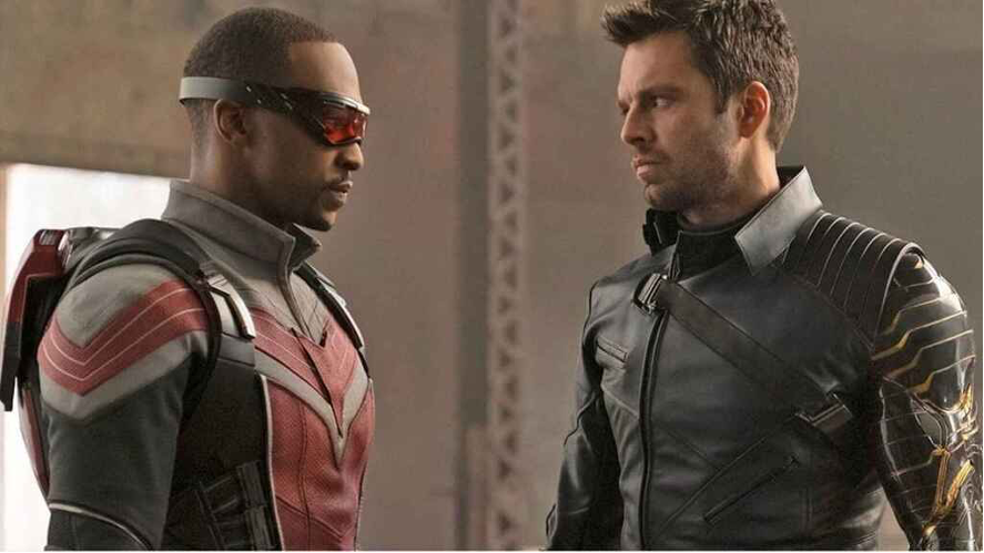 Anthony Mackie (izda) y Sebastian Stan (dcha) como Falcon y el Soldado de Invierno. Foto- Disney +