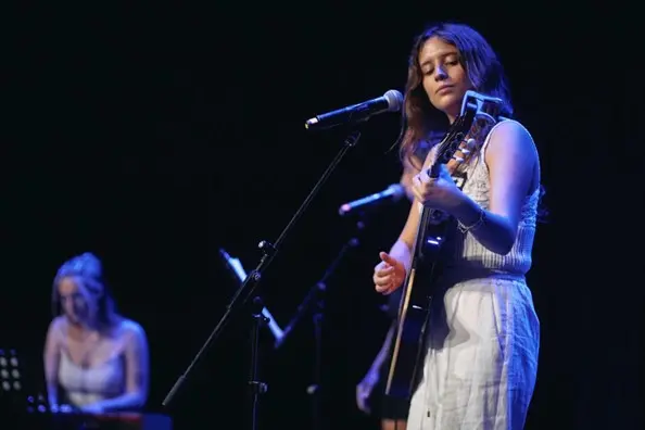 Lisanda actuando en el auditorio Nissan Cartuja de Sevilla. Foto_Nissan Cartuja