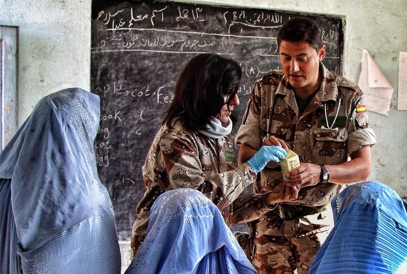 Eduardo Insignares, Médico Militar, en Afganistán. Foto_cedida Eduardo Insignares
