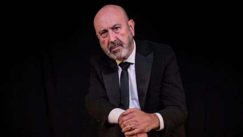El actor Juan Carlos Villanueva. Foto cedida por: almudenarodriguez.es