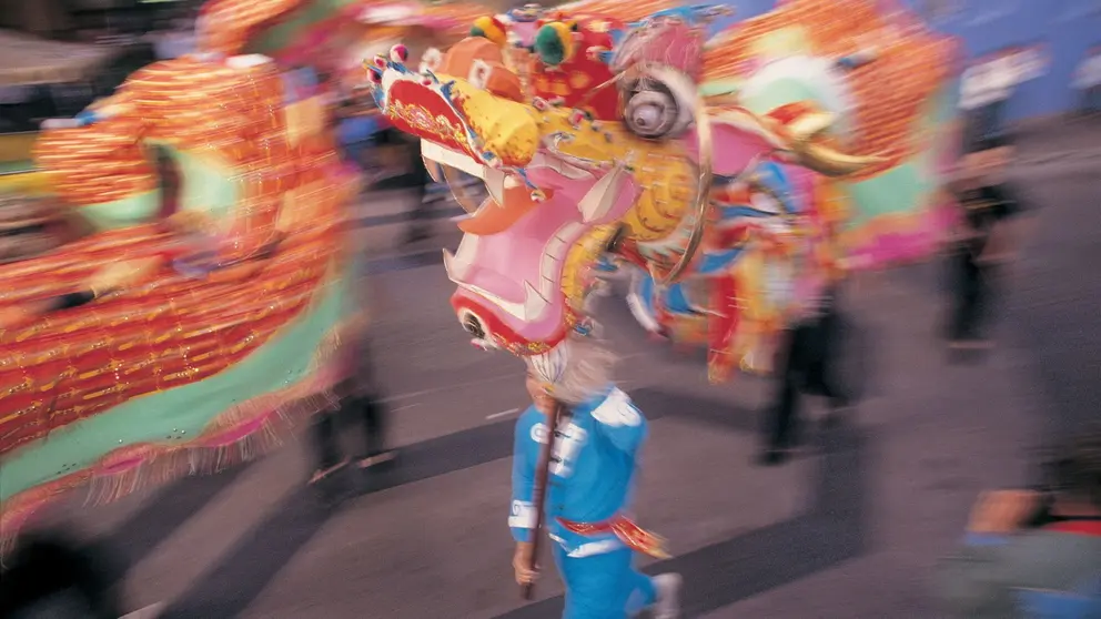 Desfile A&ntilde;o Nuevo chino_Canva pro