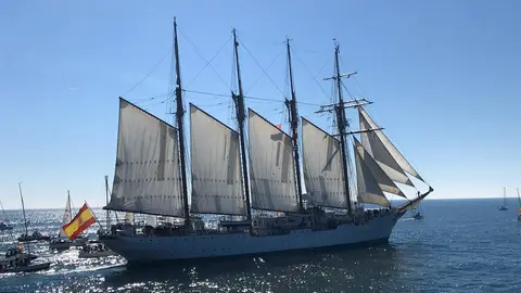 Despedida del buque en la Bah&iacute;a de C&aacute;diz - Blanca M. Mackinlay
