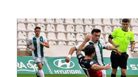 <p style="margin-left:5.0pt;">Partido C&oacute;rdoba B contra Puente Genil, el debut de Pedro L&oacute;pez Salinas en tercera de divisi&oacute;n (octubre de 2020) / Nacho Zafra Photography</p>
