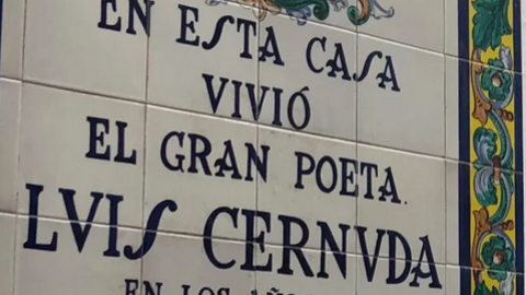 Azulejo en la casa natal de Cernuda