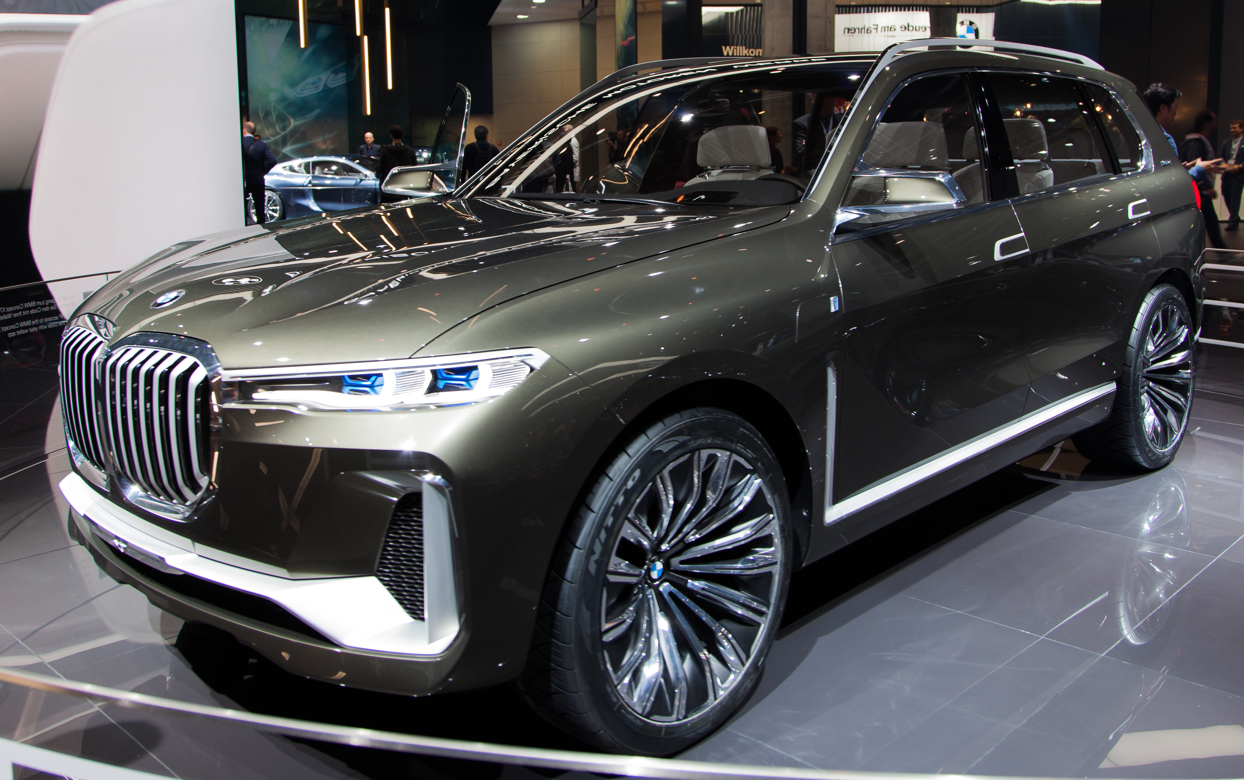 BMW_X7_Concept_2_IMG_0880 (1)