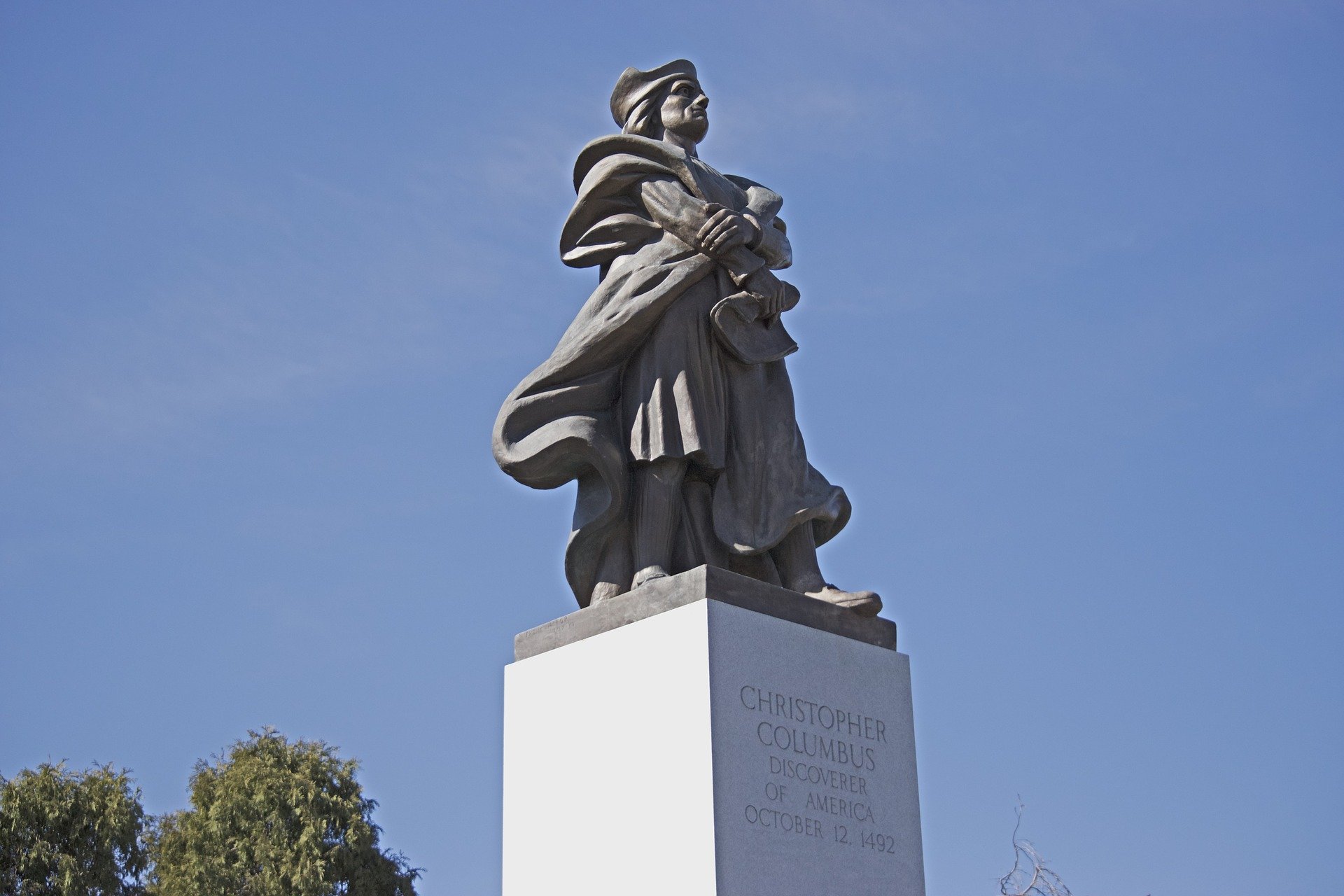 Estatua de Cristobal Colón en América. Fuente: Pixabay