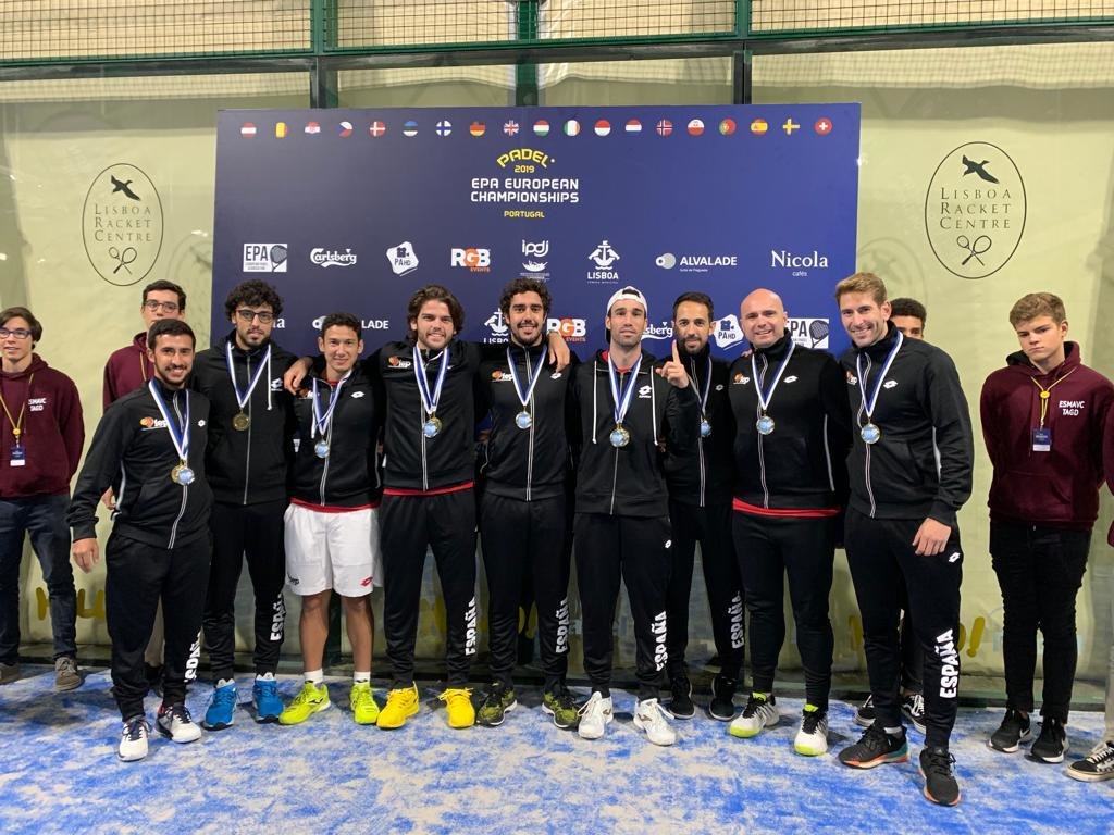 La Selección Española de pádel tras haber jugado el torneo Europeo celebrado en Lisboa.