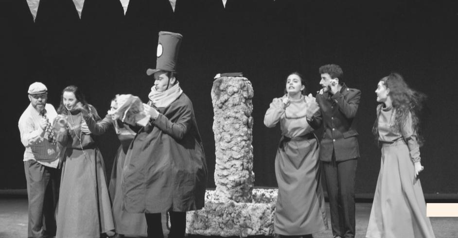 Escena del musical Emily, la eterna prometida. Foto: Mar Ruiz