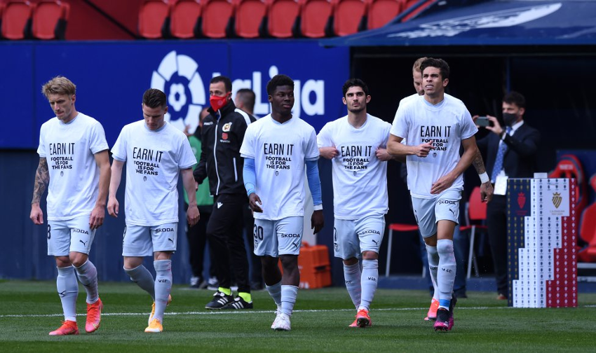 valenciaJugadores del Valencia con camisetas contra la Superliga en su partido frente a Osasuna. FOTO: DENIS DOYLE GETTY IMAGES