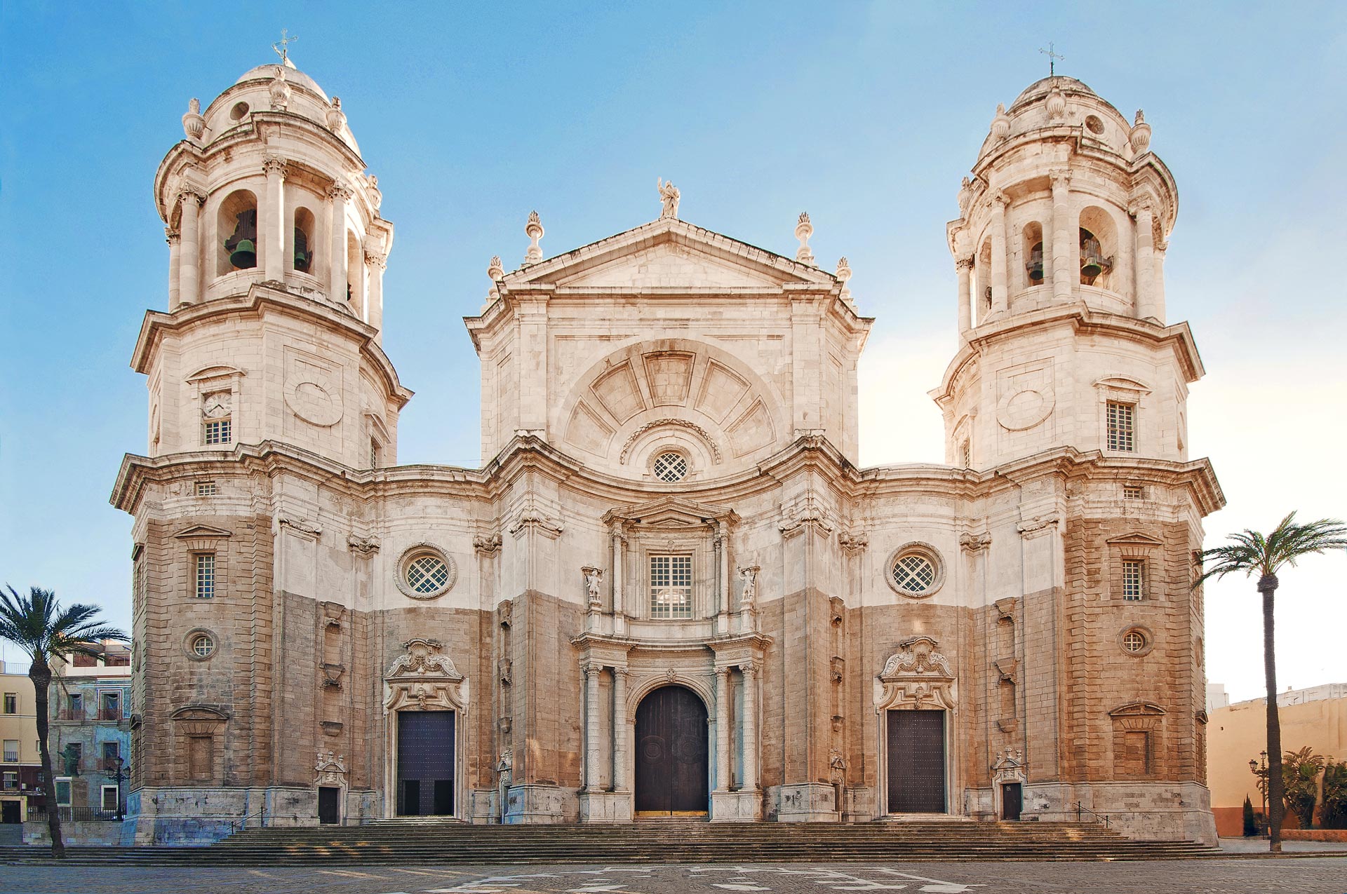 exterior-fachada-1920px-catedral-cadiz